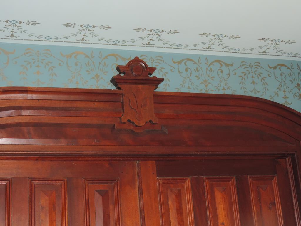Dining room detail on doors and ceiling